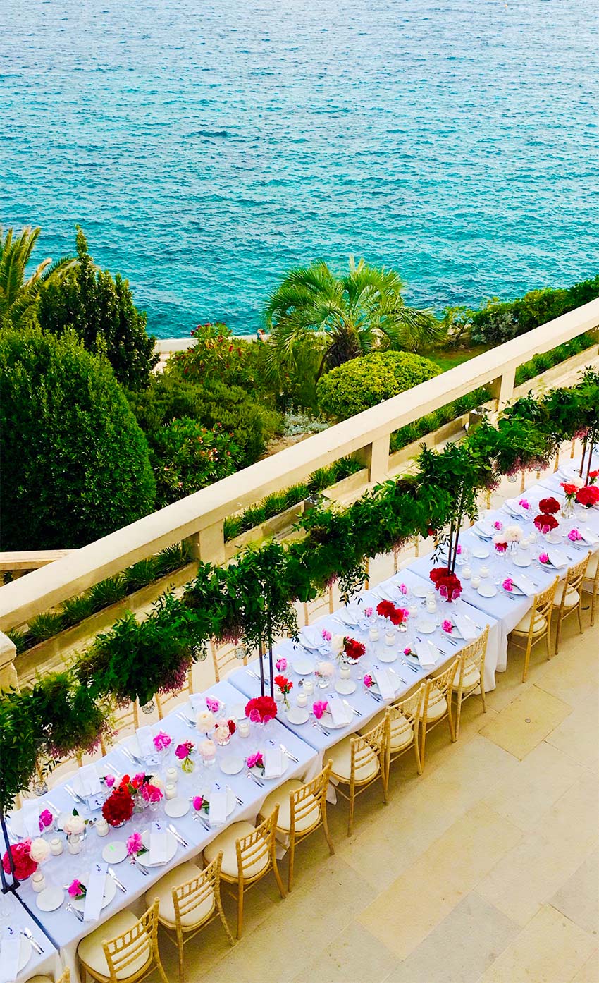 villa-gaby-table2